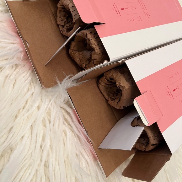 Anthropologie "Morgan Flutes Set of 4 in Soft Blush" NWT - Picture 9 of 9